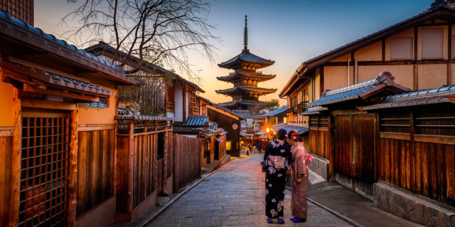 Kyoto - A City of Traditional Temples and Gardens