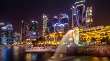 World Class Attractions and Cuisines Not to Miss in Singapore