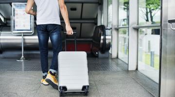 How to Choose the Right Travel Luggage for Your Vacation